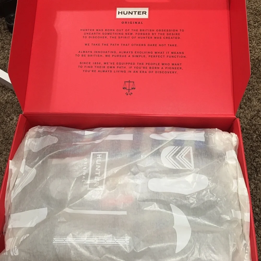 NWT in Box Hunter Boots From Anthropologie - Picture 6 of 8